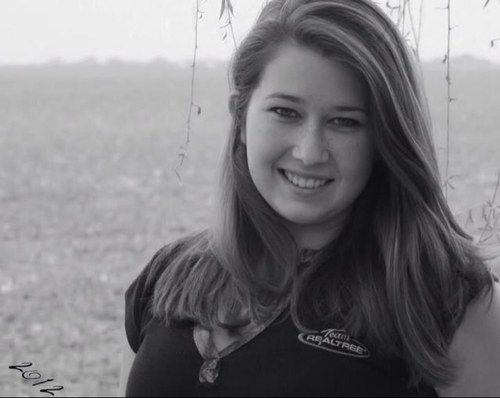 tori_fromm's profile picture. USI. Go Greek