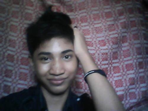 hello everyone
 I am genric ladi 15 y/o from thailand 
I am a:
varsity/tall/slite handsome/friendly/ and last but definitely not the least gentleman...