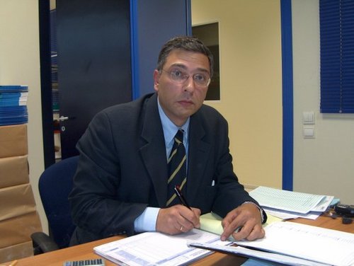 ontrousek's profile picture. 