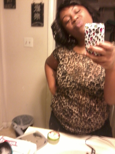 roundbrown86's profile picture. #FOH #100% authentic # crave respect not attention # ride solo # niggas ain't shit....bitches either