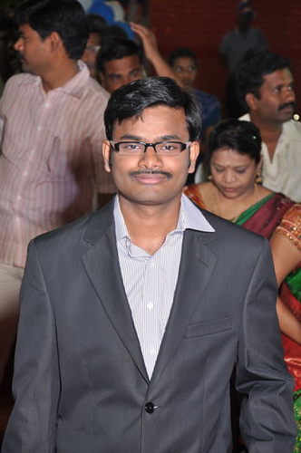 RavitejaBondada's profile picture. 