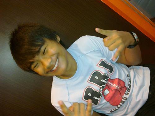 TobiMomochi's profile picture. Sweet