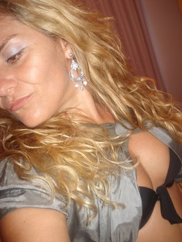 ******* Amo A LiBeRdAdE e ToDaS aS cOiSaS qUe AmO dEiXo-As LIVRES... 
Se VoLtArEs E pOrQuE aS CONQUISTEI...
Se NãO vOlTaReS e PoRqUe NuNcA aS TIVE...******