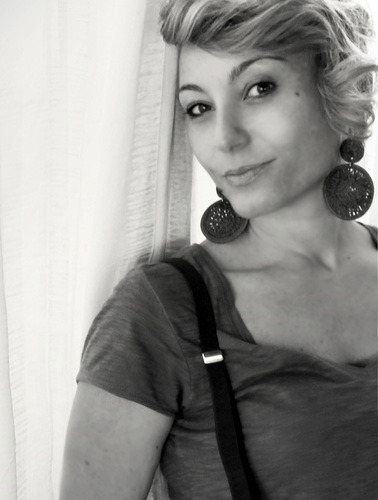 Giornalista. Vivo in Sicilia di Musica e Sensazioni. Instagram: @evaspampinato