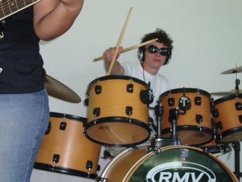sou mais um jovem que ama Deus acima de tudo