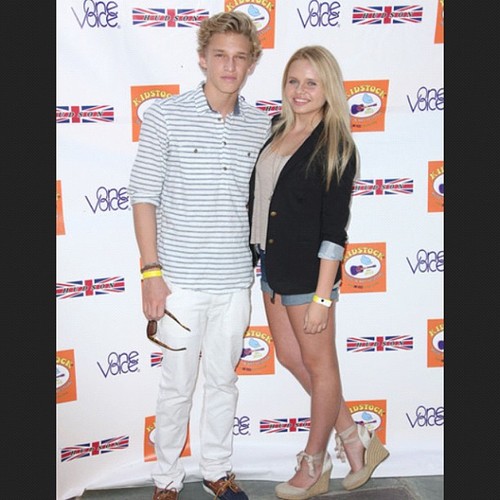 Two bestfriends that are here to love & support Alli Michelle & Cody Robert Simpson. ♥ @miki_zapp143 & @dani_mihalcea :)