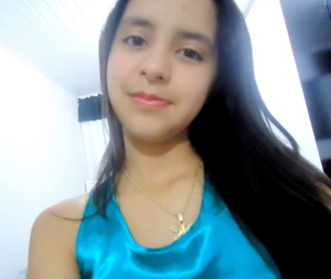 Flamenguista, leonina, bipolar, Amo chocolate, Celular, Internet e irmã da @may_asc.  Segue? =)