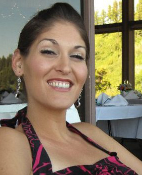 I am a full time wine lover, part-time marketer, part-time recipe follower, 100% get s#*t done kinda person.