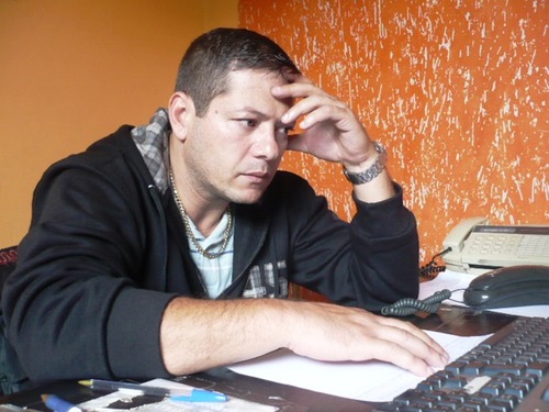 solucaodetetive's profile picture. Se você tem um problema nós temos a solução.
Nosso lema é: transformar dúvidas em provas materiais com segurança e sigilo absoluto.