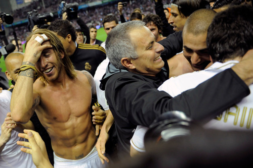 Me encanta Sergio Ramos. Me encanta comer. me encanta Xabi Alonso. Me encanta el Real Madrid. besos