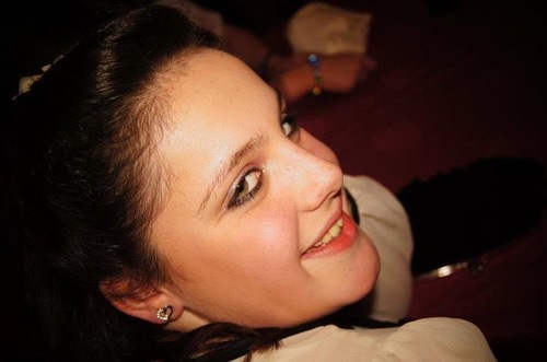 Hi I follow back btw.....