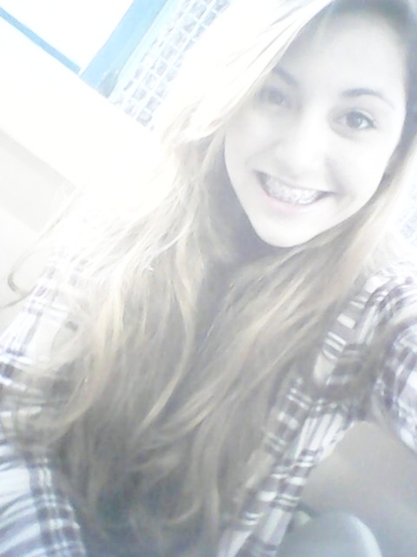 Posso até me definir mais vai me julgar nao pelo oque digo de mim e sim sobre oque os outros te dizem então baby me siga que eu te sigo Beijo e meliga ;*