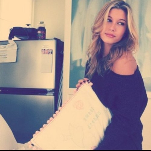 HaileyB_HCRP's profile picture. I'm Hailey Rhode Baldwin and I really don't know what to write in this bio.