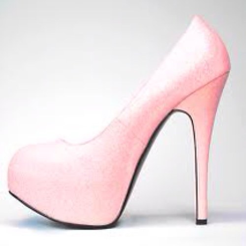 tess11981's profile picture. • let it be •