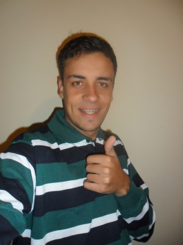 aconteça oq acontecer seja sempre feliz, isso basta..