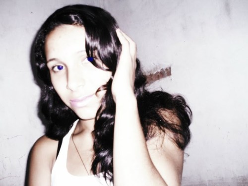 foco,força & fé♥♥ leonina(:  chata,feia,alegre e amo free step♥    ^^ 15 aninhos  #paniconaband..    @its_isma_     te amoooo ♥♥♥ ~~
