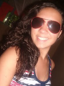 luzia layanne - 13 anos - flamenguista -  sargitariana - estudande e muito feliz - Follow me and Follow you