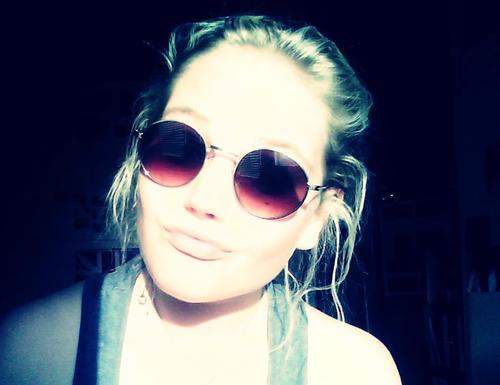 #Directioner #Belieber and #Sheeranator ! Alexandrie 15 ans.
''Live life for the moment because everything else is uncertain'' - Louis