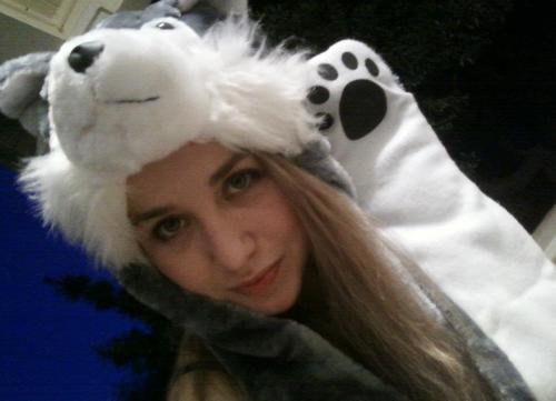 Argggg!!! Ghosts, phobias, music, people, and I LOVE to smile! Lol. Paranormal investigator...