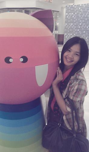 Name ; Mim!!!! 
Thx for follow me !!  & Nice to meet you,,,, :)))