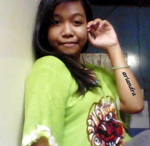 hello you all to introduce my name is kristina (˘⌣˘) ♥ Follow me and i'll follback you :) 
(just mentions me guys)ツ