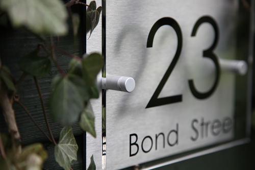 DesignHouseSign's profile picture. House signs that are unique to you. Create and personalise your very own house sign from just £24.99!

http://t.co/ZOa90TvB9C
http://t.co/Qz3sytQ1dG