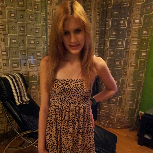 dinanina222's profile picture. I always have time for my people on twitter