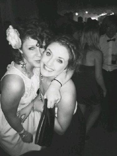 Roo_farley's profile picture. 'So what we get drunk, So what we smoke weed, We're just having fun, We don't care who sees - Living young and wild and free!'