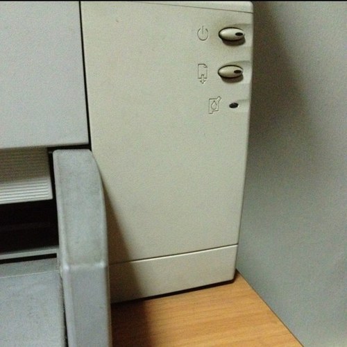 Phuahh's profile picture. 