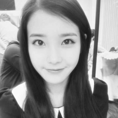น้องชื่อไอยู น้องเป็นบอทไม่ใช่ตัวจริงนะคะ ตอบทุกเมนชั่นกระหน่ำตอบไปเลย !! ตอนนี้น้องคัมแบคแล้ว มาคุยกันนะ รักฟลว.ทุกคน [ Real @lily199iu ]