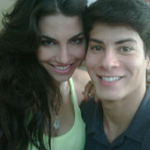 FamiliaAbrahao2's profile picture. Rackearam meu outro FC agora estou recomeçando me ajude pf!!Bjs