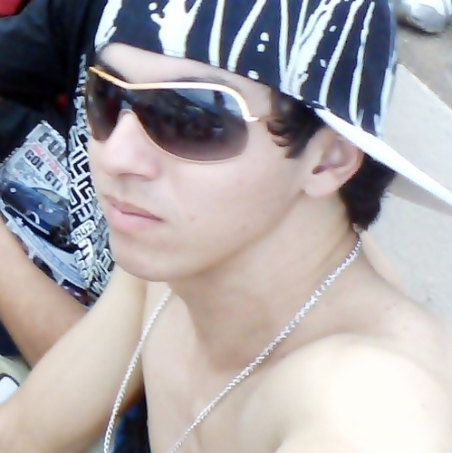 ' Tudo na vida tem um motivo, um propósito, se não foi dessa vez, vai ser da próxima, jamais desista, sempre lute, como todos sabem, o sonho não acabou.'
