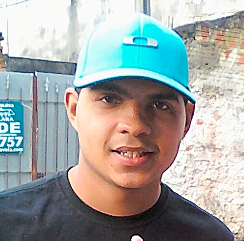 Reggae , Violão , Corinthians , Alcool , Mulher , Formula perfeita da paz e do amor ♪
