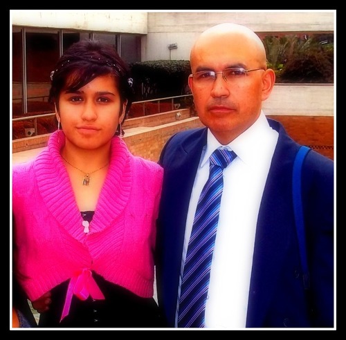 SOY HIJO, ESPOSO, PADRE (2 Hijos) Y COLOMBIANO. somos PERSONAS AYUDANDO A PERSONAS A AYUDARSE ASI MISMAS