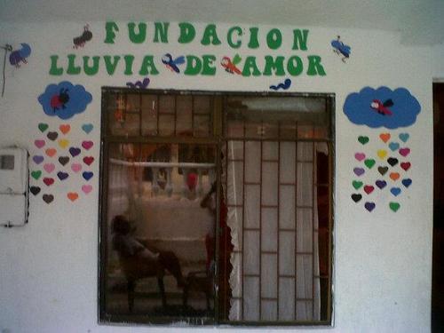 fundación sin animo de lucro
La fundación lluvia de amor aborda la problemática que enfrentan las madres jefas de hogar y adolescentes que estudian o trabajan
