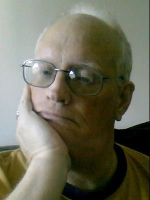 51, 57' Love to read, walking, and spending time with my family. Love to go to Pittsburgh to spend time with my niece Leslee and her family. Love you all.