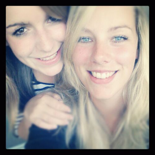 Marloesjeex's profile picture. life runs through your hands like water