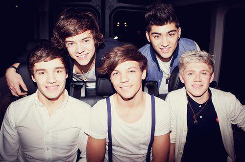 We live only once ; ) TAKE ADVANTAGE of every moment ! #ProudDirectioner