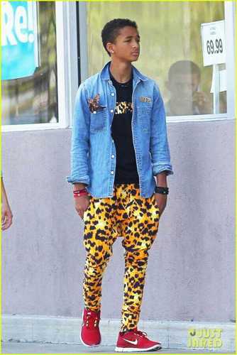 Im A Dancer, Its Simple As That. MSFTS, Domo, Married to : OfficialJaden