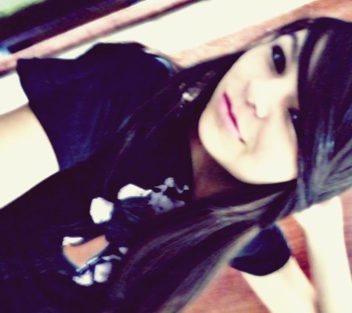 +*Ariana,15 anos , Atleticana ζ .#_All_Star #_Chocolate & @onedirection ♥ Bes't da @Paolla_s2_ ζ @WevertonFlu ♥ ζ @Lyobr ♥