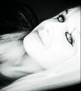 Èh. Langeries , Delineadores e Muito Rock feminino !(...)!★ ♥♥alyalydears@hotmail.com
pra ctato ♥