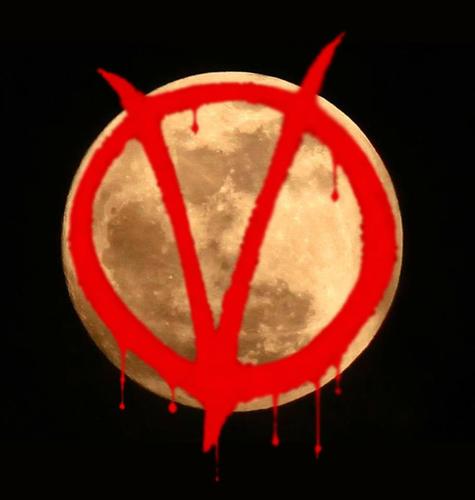 中国公民民主革命运动。人人是V、匿名革命。
全球的匿名者(Anonymous)的作风是一致的:
是和平理性的争取,行动要有震撼性。
我们的理念是:
面对不公义的事情,不要因声音微弱而不发声。.....需要行动时,不要因对手强大而不前进。