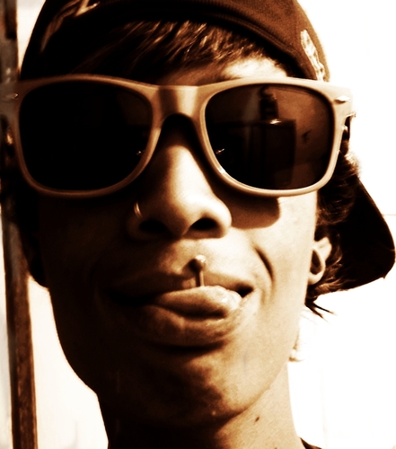 Deejay ,17 Anos , Escorpiano , Corinthiano , Chato , Ciumento , Feio , Casado ká @du_nha28