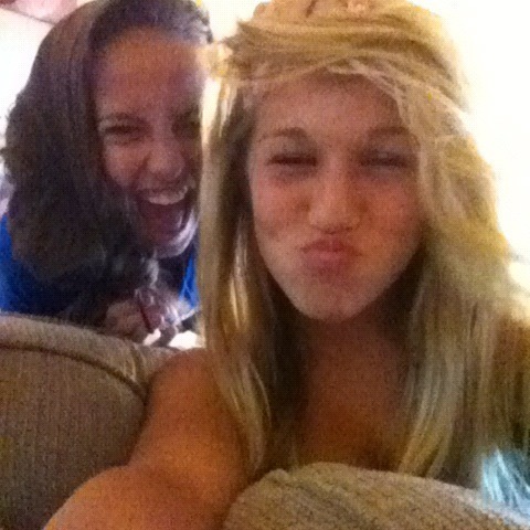 Victoria , Tori for short .  future cobra . Follow & i'll follow back . also , follow my bestfriend , @AngeliqueDooex3 .
