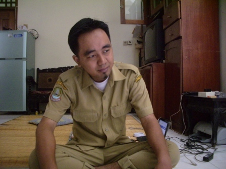 handsome and smart wkwkwkwk