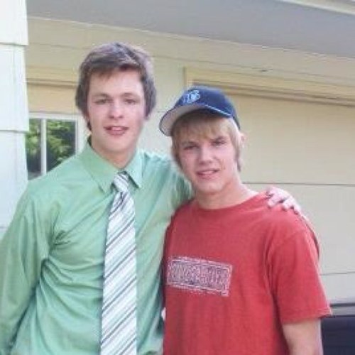 HalonenTheWomen's profile picture. 