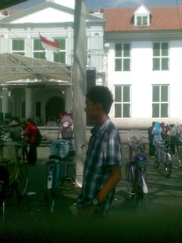 Gebby_Andasta's profile picture. enjoy life without complicated,
Never be afraid If you want to do things things, if you did  (^_^)