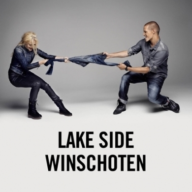Strong in Jeans and Dedicated to Denim. Trendy betaalbare kleding, stylingadvies en een kop lekkere versgemalen koffie of cappuccino.