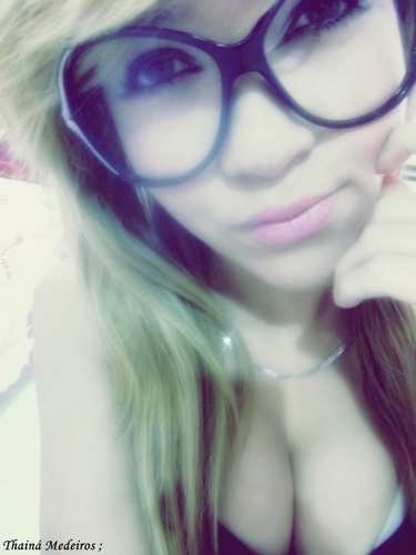 Princesa do @lukasouza3 Gata da @thathigaat
bebe daa @thais_nina1  coisaa chata daa @biasoares_1
