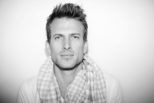 devonkrige's profile picture. A professional photographer specialising in wedding photography in Pretoria, Johannesburg, Cape Town, Durban and Port Elizabeth